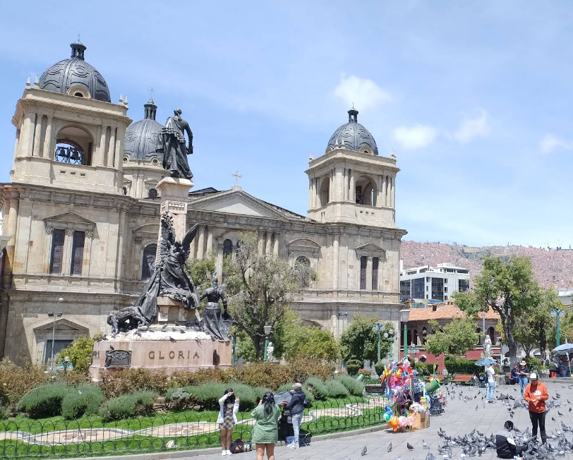 Кафедральный собор Ла-Пас, тур в Боливию