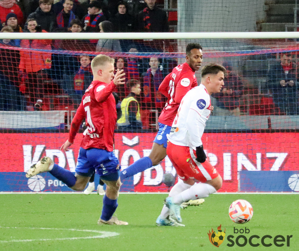    "Спартак" не проиграет ЦСКА, "Зенит" увезет из Москвы три очка. Прогноз на 26-й турBobsoccer