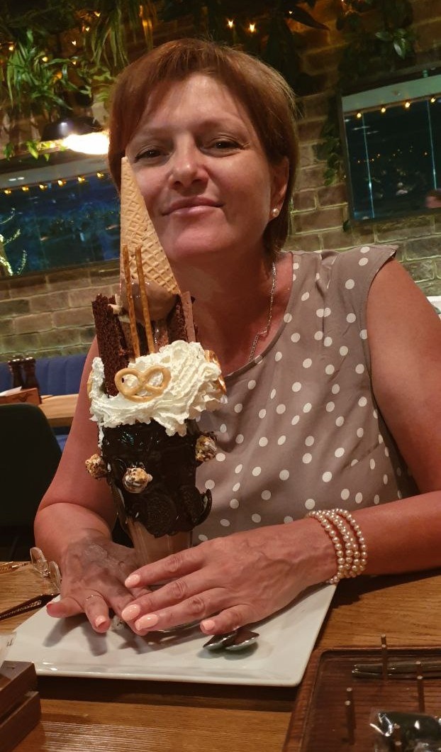 Красота! В одном из лучших ресторанов Ялты - сногсшибательные десерты.