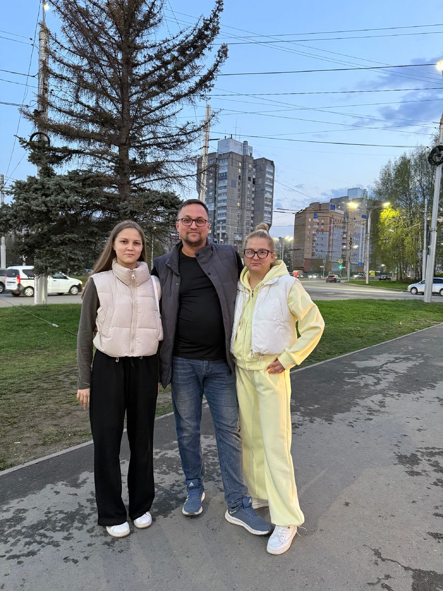 Всегда придерживаемся трендов - короткие жилетки рулят 