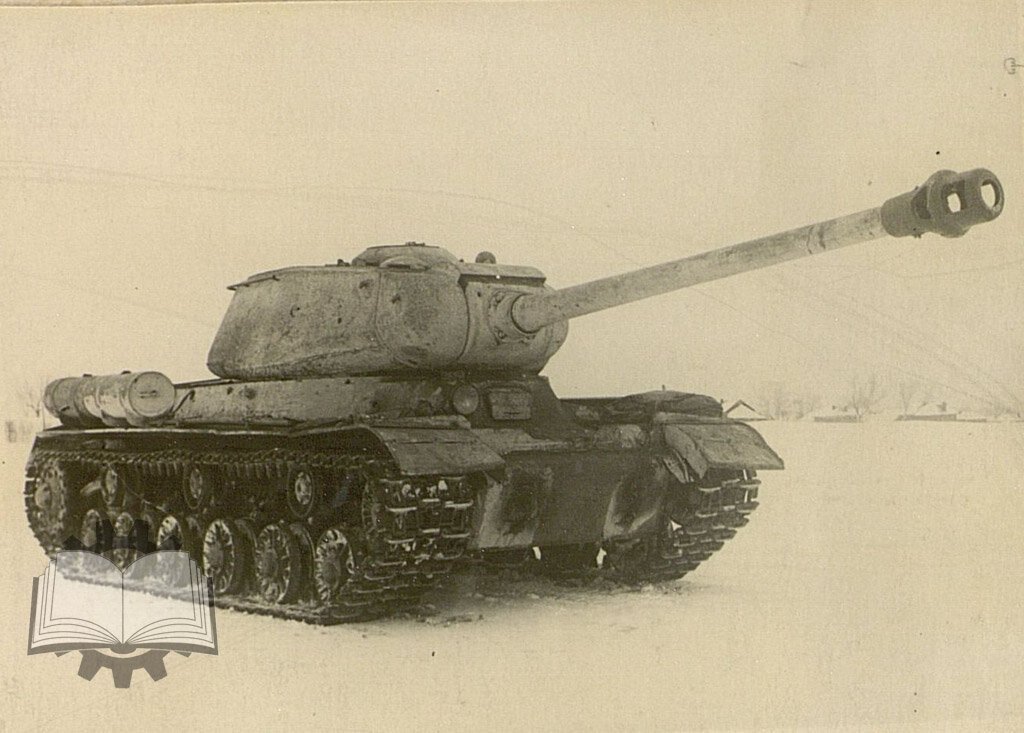 122-мм пушка Д-25Т для танка ИС-2 подходила для Т-44 отчасти. Требовалась некоторая доработка.