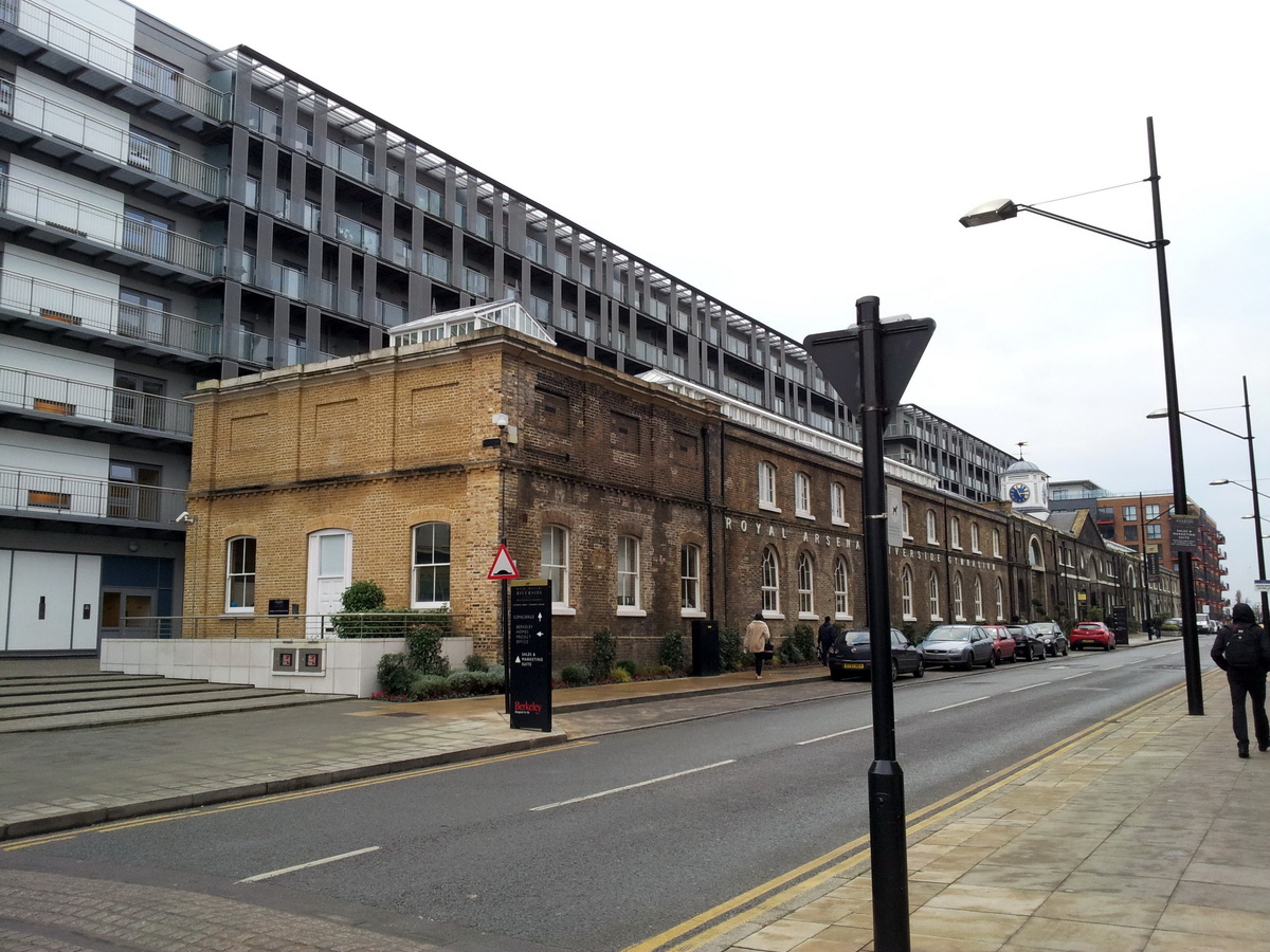 Современное фото завода Royal Arsenal