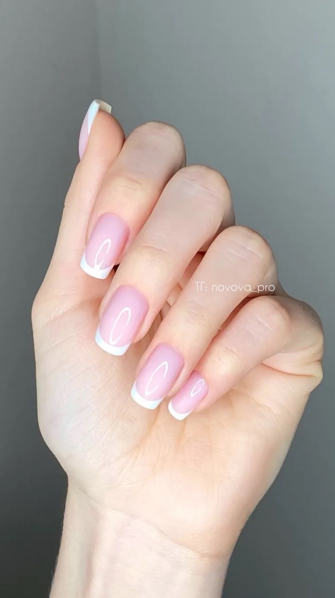 здесь включается абстрактное мышление: как вписать окружность в квадрат, овал в треугольник и тд, чтобы получится гармоничный французский маникюр, 