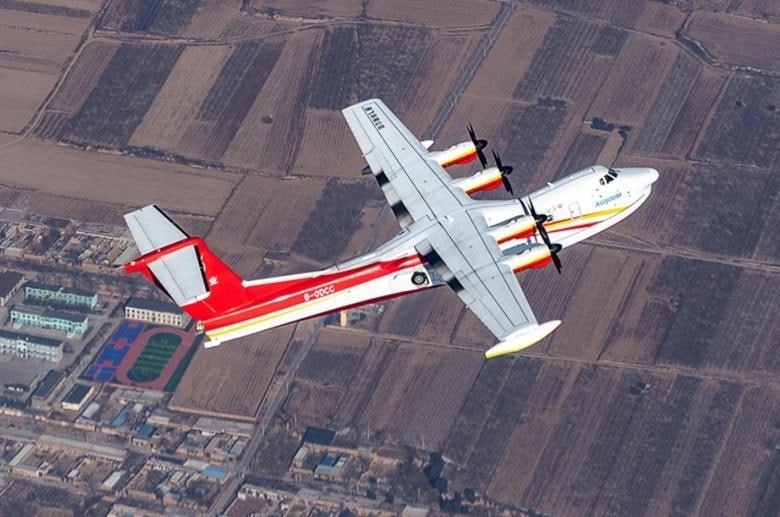 AG600: крупнейший в мире самолет-амфибия готовится выйти на рынок, Китай наконец выдал ему  сертификат типа. Фото: AVIC