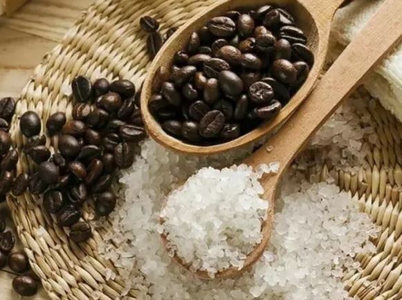 Источник фото: https://www.coffeejockey.ru/retsepty/retsepty-kofe-s-solyu/