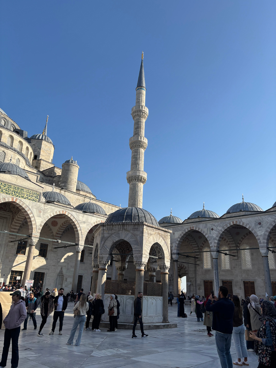 Голубая мечеть, внутренний дворик.