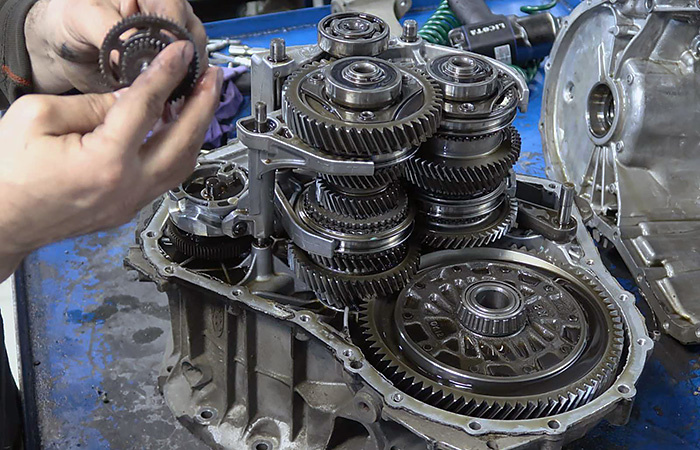 Ремонт роботизированной КП очень сложен./ Фото: yandex.ru