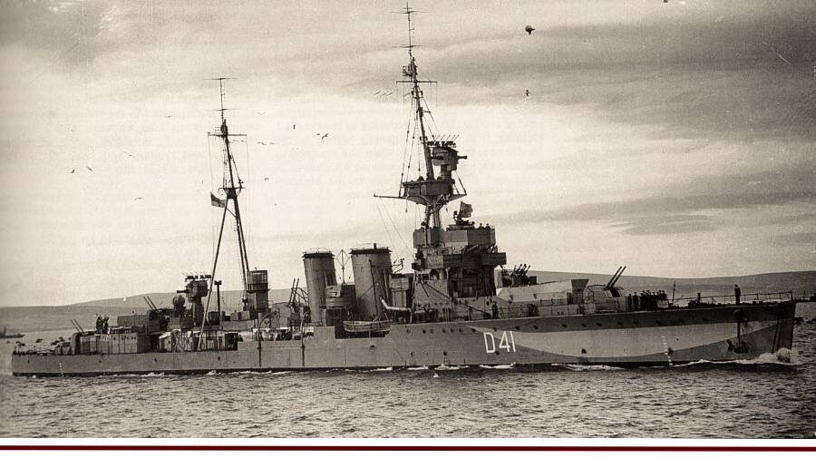 Крейсер ПВО «Curacoa» в 1942 г.