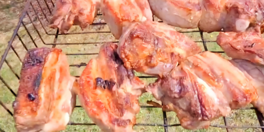 Секреты, которые заставят ваше мясо аплодировать стоя, а друзей выстраиваться в очередь за добавкой.