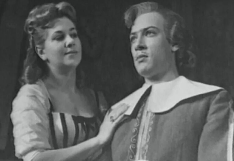 Инна Ульянова в театре