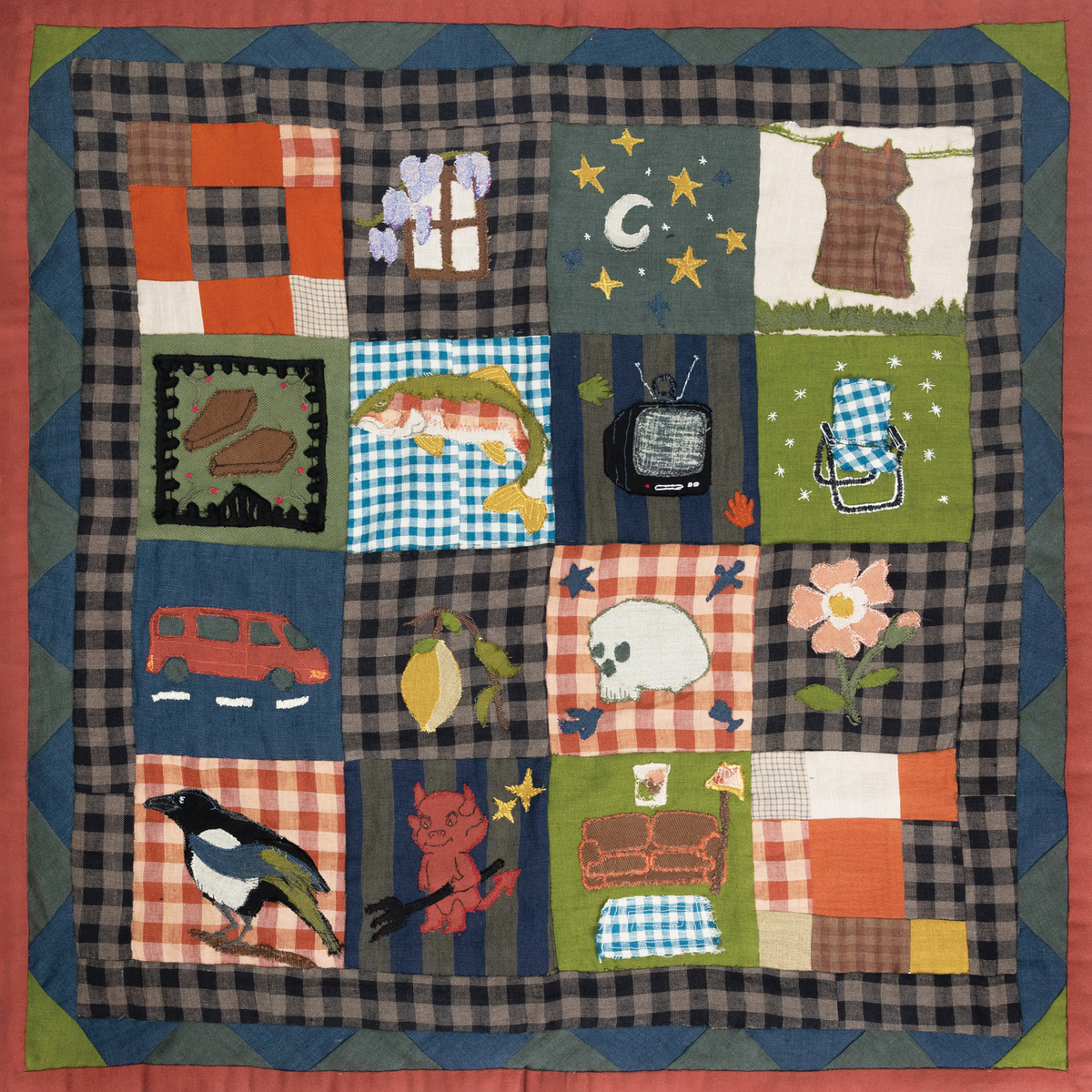 Всегда нравились лоскутные одеяла, и даже неважно совсем, каковы именно слагающие их лоскуты. Здесь фрагменты подобраны конечно же не просто так, легко образуют некую концепцию, которая правда может трактоваться весьма инако и спорно по итогу. Это меня также абсолютно устраивает.