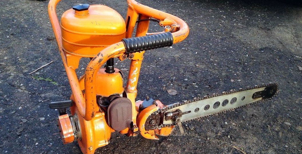 Сельский паренёк сделал из бензопилы дружба экономичный переносной генератор. Тянет даже СВАРКУ