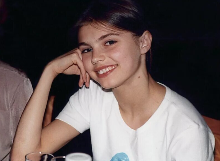 Алина Кабаева в детстве. Фото: Pinterest