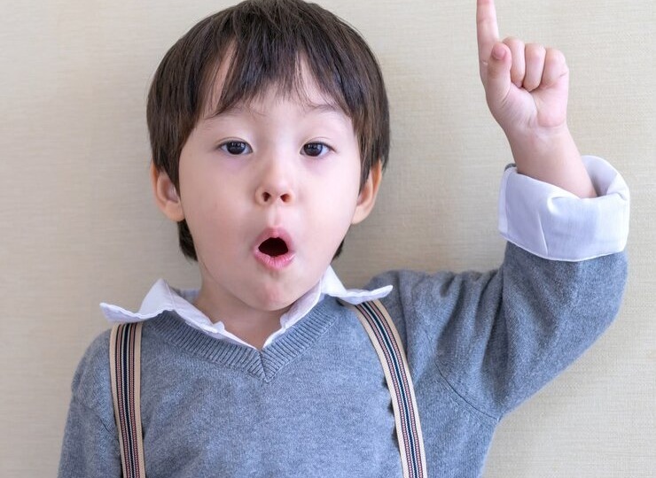 Задержка речи у детей: до скольки лет это норма, и что делать?