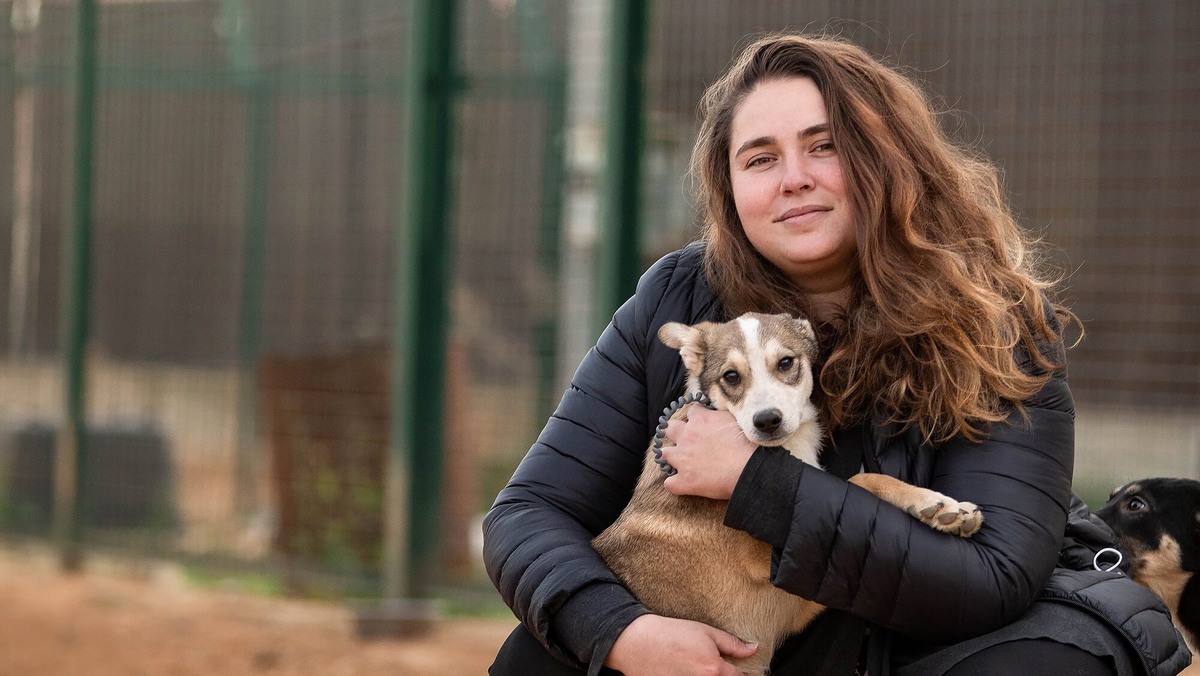    Зоозащитница Вера Митина основала фонд, который помогает животным. Фото из личного архива героини