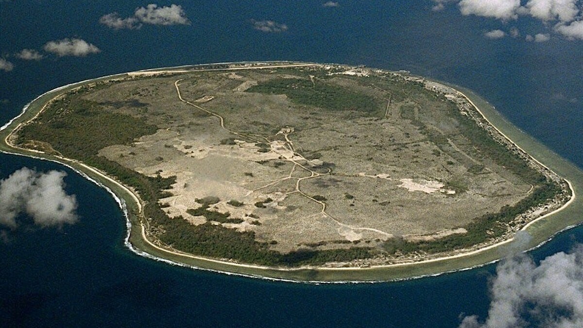 Площадь острова Науру всего 21 квадратный километр