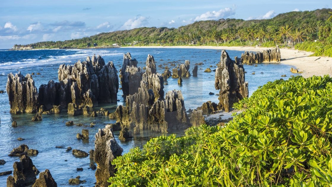 Красивые пейзажи на острове Науру разыскать можно...