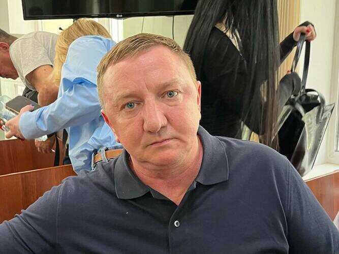    Потерпевший Юрий Мазуров: «Я поверил. У меня тяжелая работа. Думал, надо выходить из этого».   
Фото: Альбина Фархутдинова