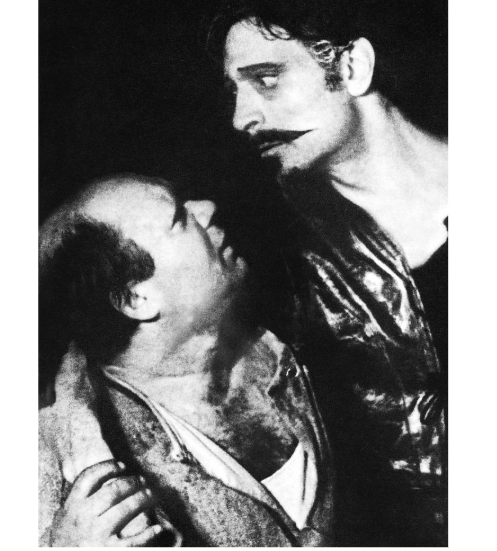 Евгений Леонов на сцене