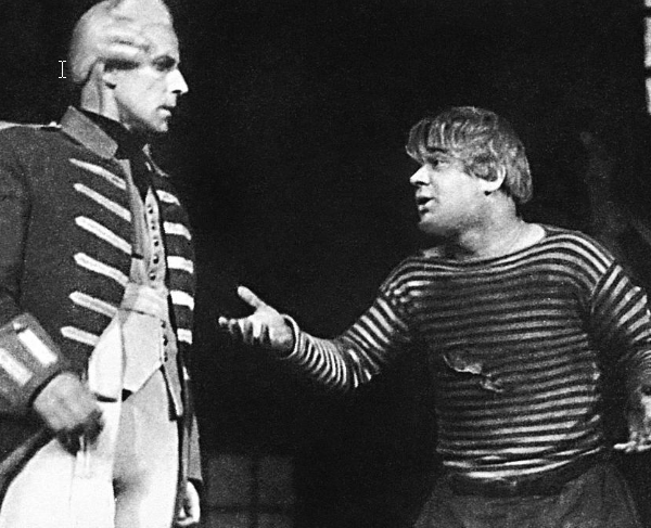 Евгений Леонов на сцене