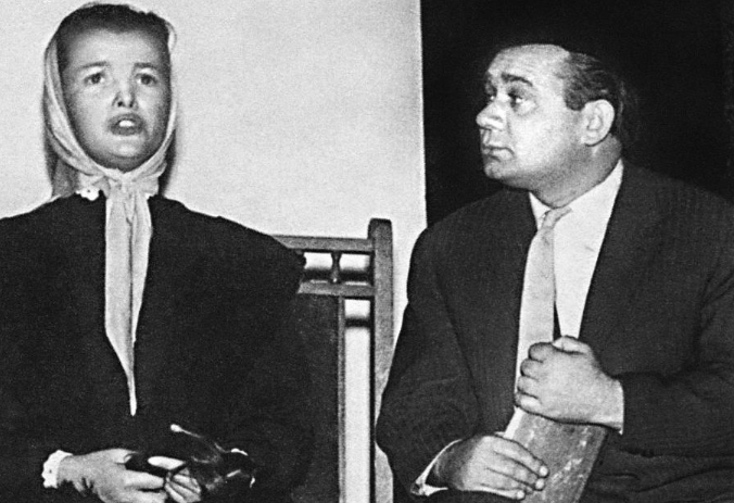 Евгений Леонов на сцене