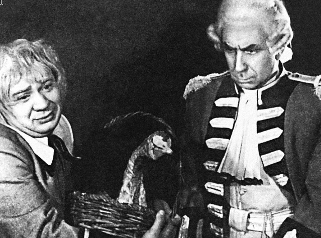 Евгений Леонов на сцене