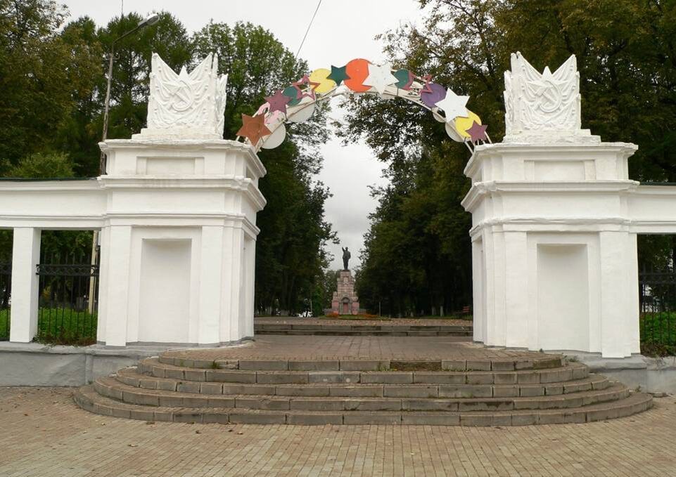 Умели же наши предки строить монументально и эстетично! Фото из личного архива.