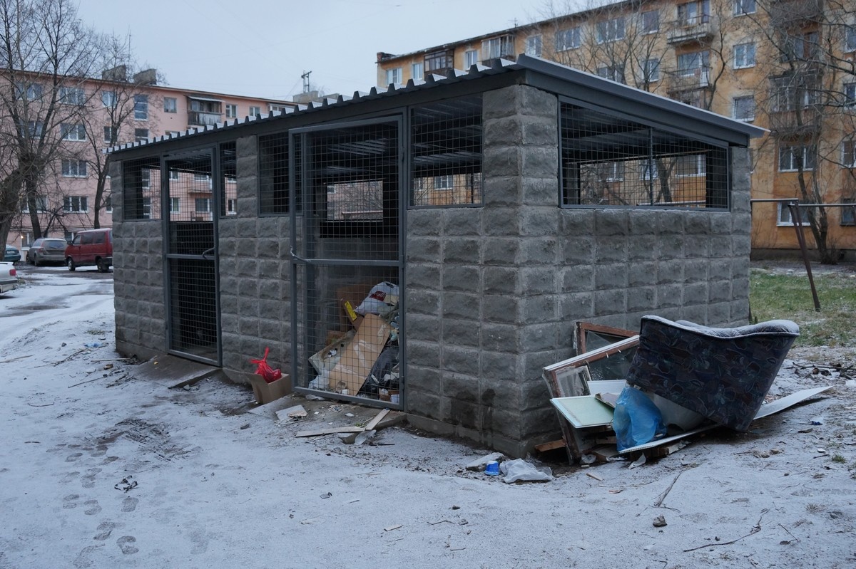    Контейнерная площадка. Фото: "Республика"/ Максим Смирнов