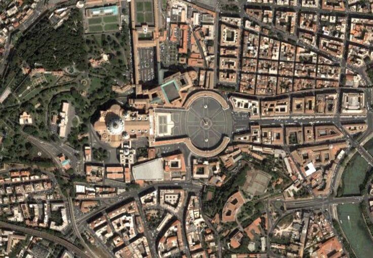 Vatican Media, спутниковые снимки Google Earth, Wikimedia Commons.