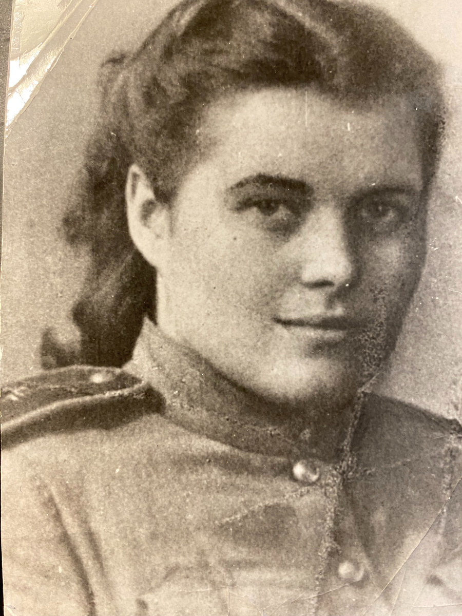 Тамара Григорьевна, 17 лет