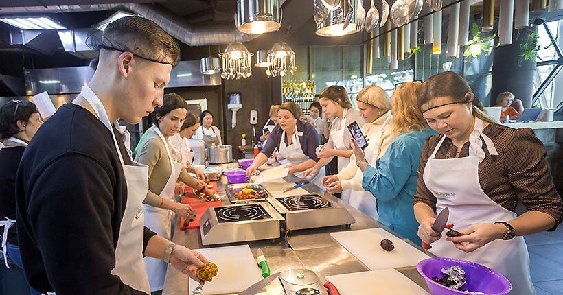 В «Гастроинкубаторе» научат готовить аутентичные блюда сибирской кухни.