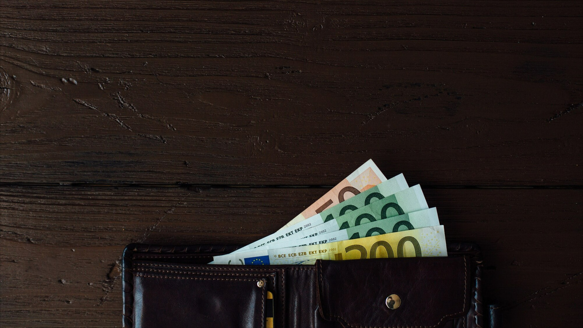 Как легально снять деньги с расчётного счёта ООО в 2025 году — без риска, штрафов и «обнала»