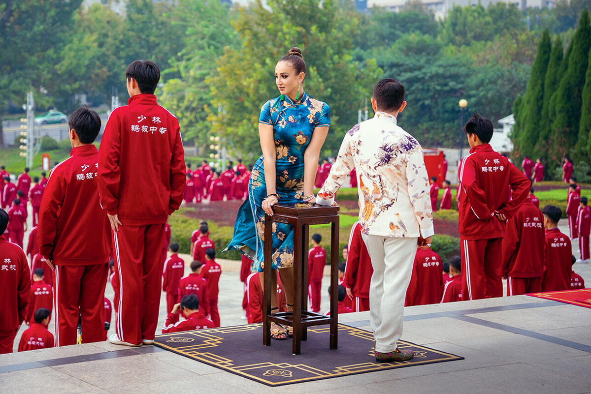    «Китай — это совершенно другой мир! Представляете, нужно вывезти всю группу, около 200 человек, организовать съемочный процесс с участием самых популярных звезд... Для нас это был большой вызов» С Михаилом Галустяном в шоу «Сокровища императора» Каррыев Сергей