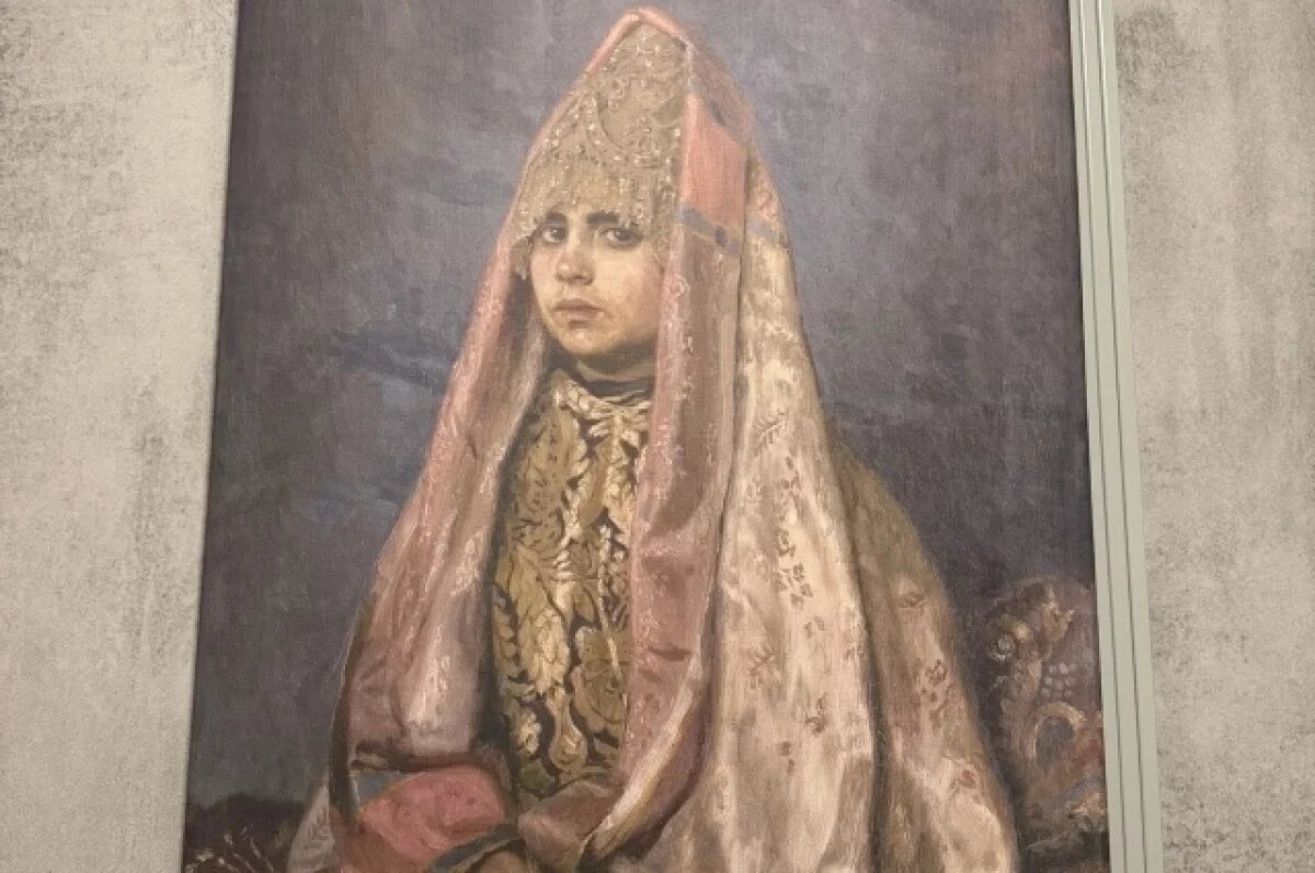    Гости города не ожидали увидеть в аэропорту Победилово картины Васнецова.