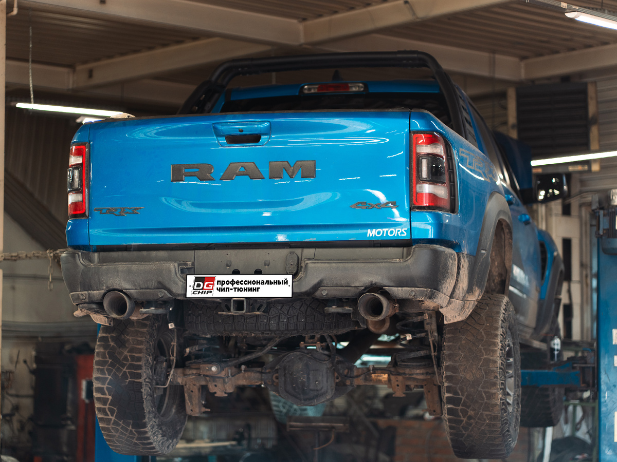 RAM 1500 TRX: Изготовление даунпайпов, удаление катализаторов и чип-тюнинг GPEC2A (Bflash).
