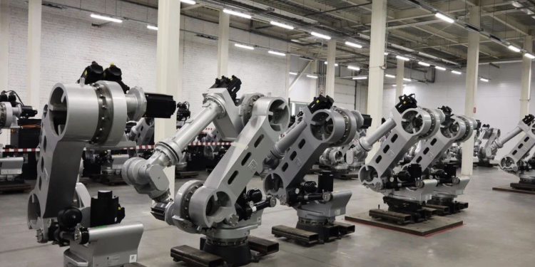    Завод Роботов