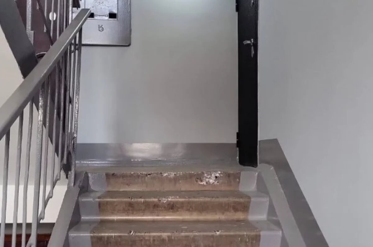    В Красноярске ремонтируют подъезды в домах, где живут ветераны