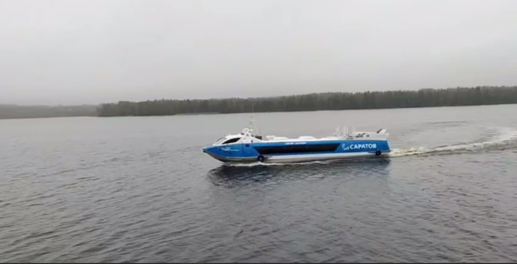 Первый "Валдай" для Саратовской области отправился к заказчику своим ходом / Фото: Телеграм-канал "Володин. Саратов"  📷
