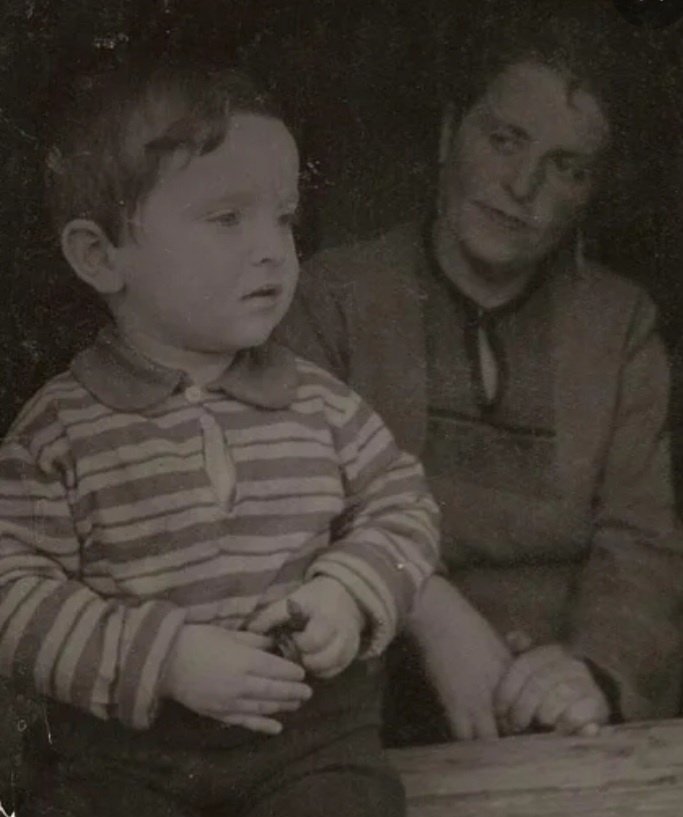 С мамой М.М.Вольперт