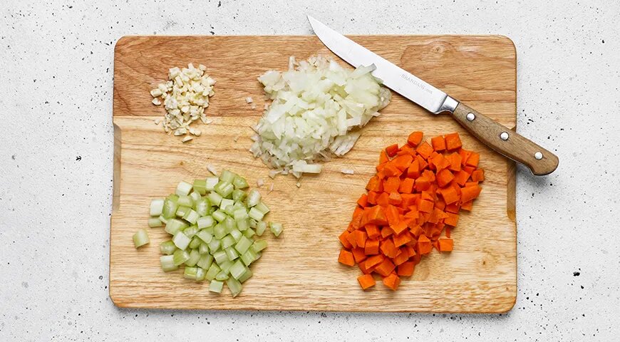   Подливка из фарша на сковороде (gastronom.ru)