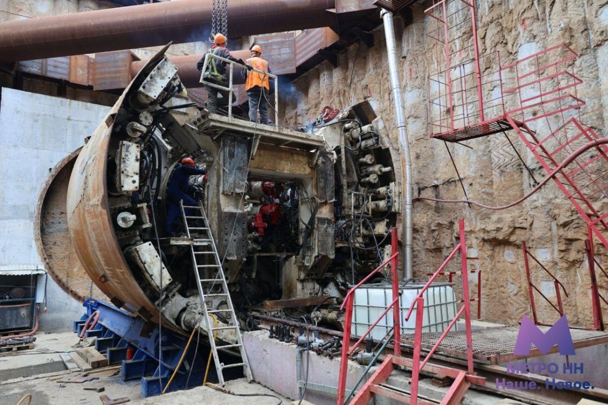    Само оборудование перевезли с площади Свободы на Сенную на прошлой неделе