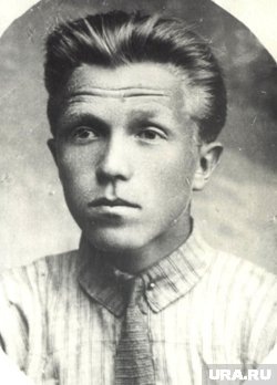 Фотопортрет Николая Кузнецова в юности. Фото: Предоставлено музеем Уралмашзавода (УЗТМ) © URA.RU