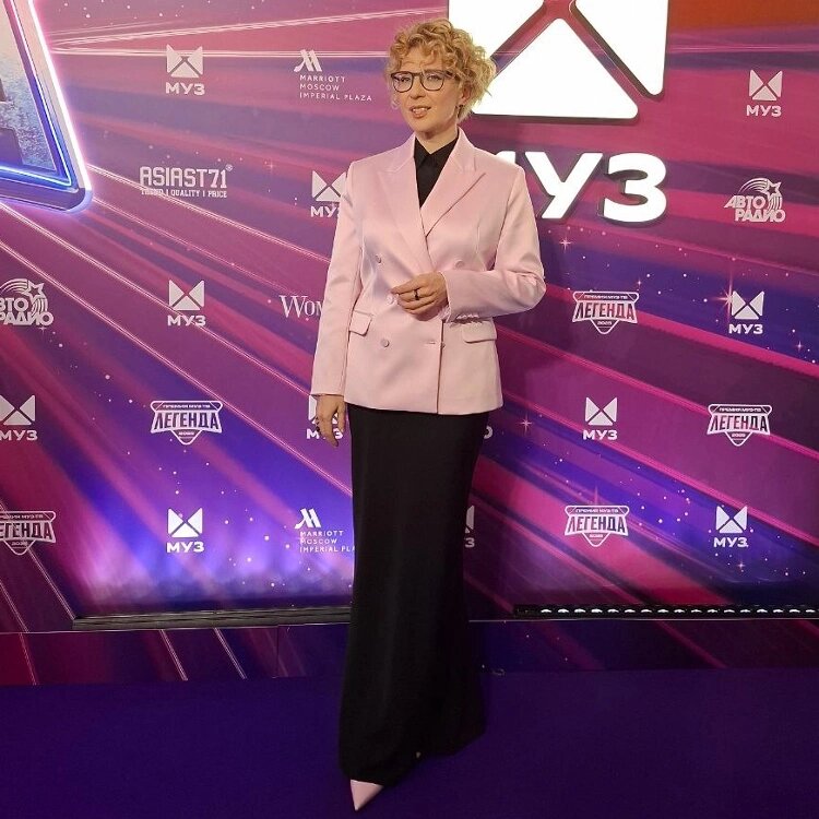 Яна Чурикова📷
