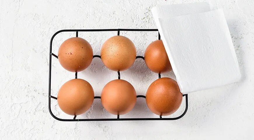   Салат из зеленого лука с яйцом (gastronom.ru)