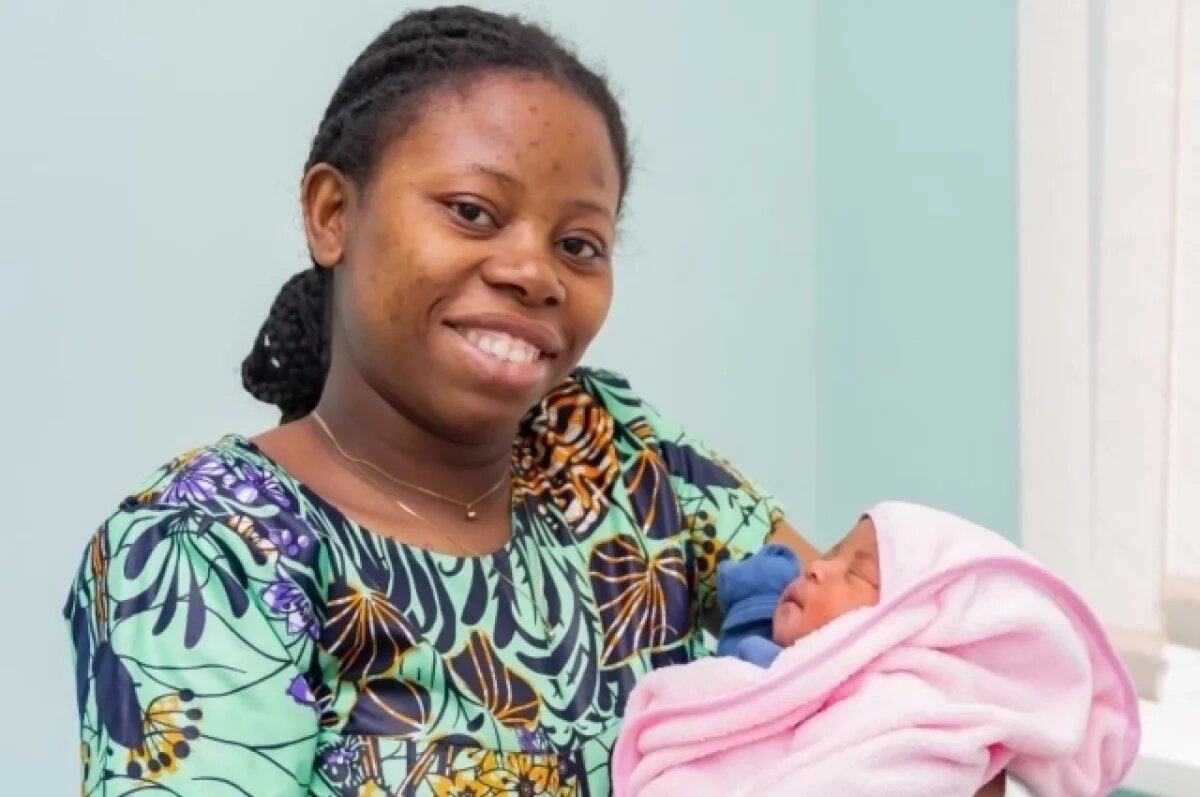    Студентка из Конго родила в Кемерове дочку Жаклин