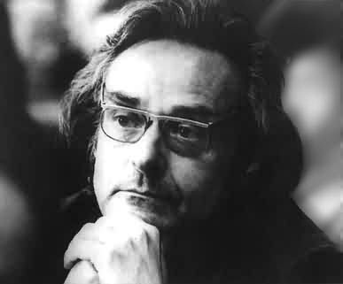 Эвальд Васильевич Ильенков (1924-1979) - советский философ и видный специалист в области диалектики.