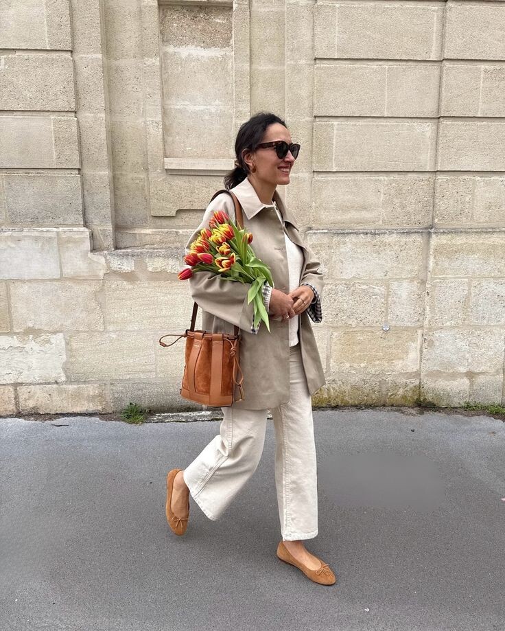 минималистичный  <>