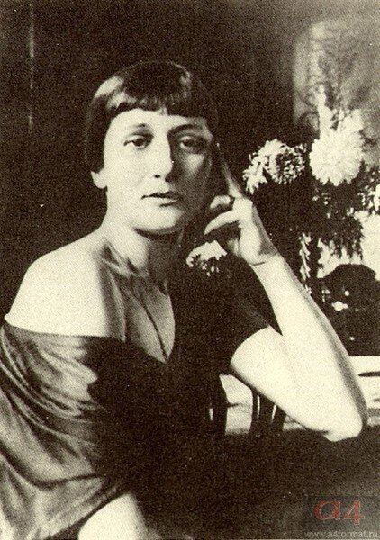 Ахматова