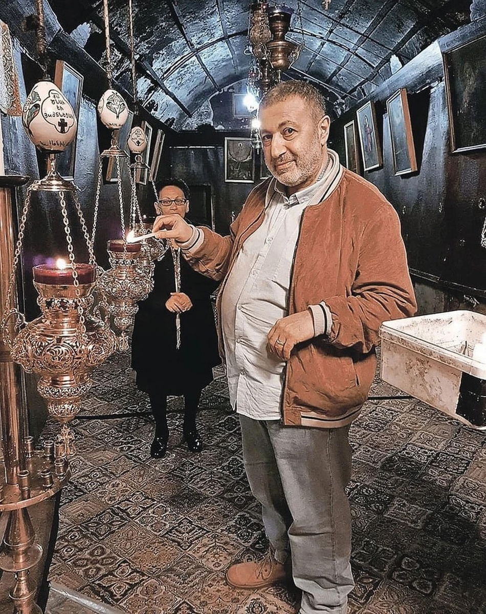    Тело 57-летнего Михаила Хачатуряна в июле 2018-го нашли на лестничной клетке в многоэтажке на северо-востоке Москвы. социальные сети