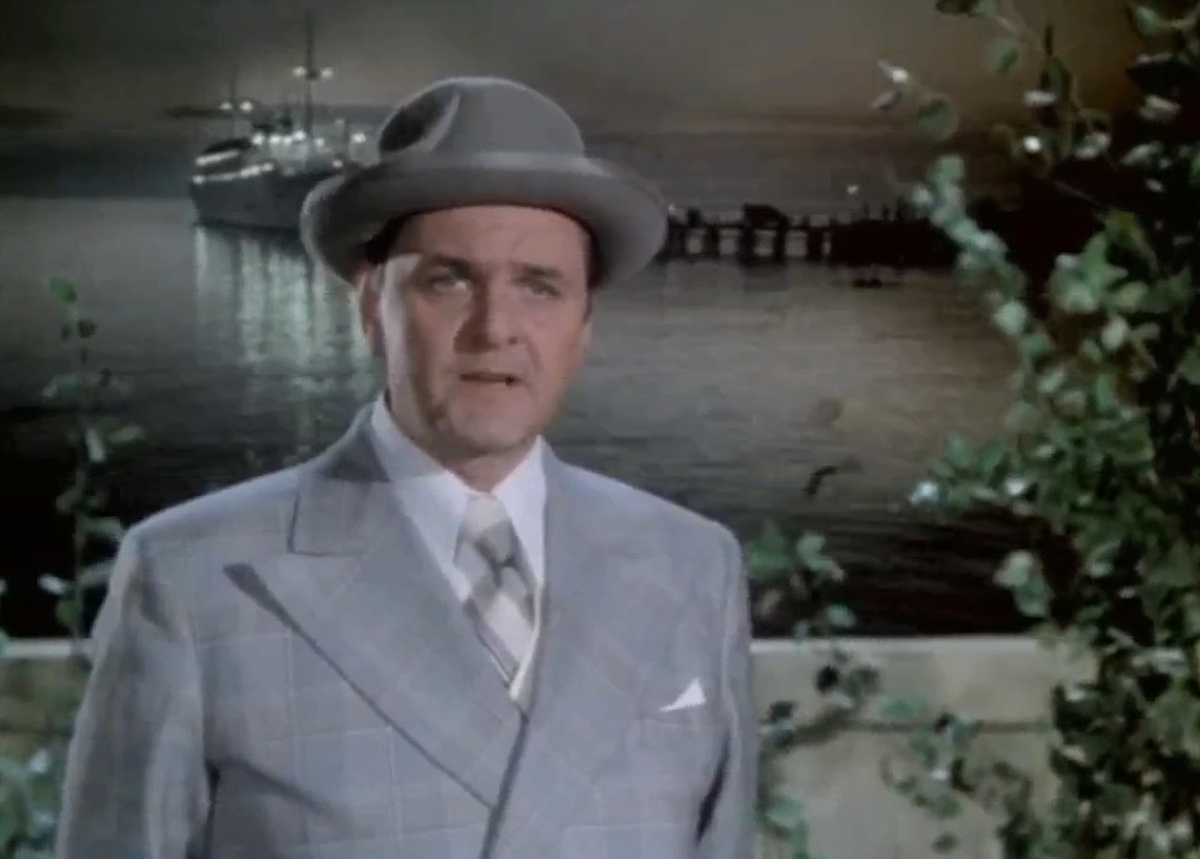 Кадр из кинофильма "Бархатный сезон", 1978 г., режиссер Владимир Павлович, сценаристы Григорий Горин, Владимир Павлович, композитор Мурад Кажлаев (скриншот) 